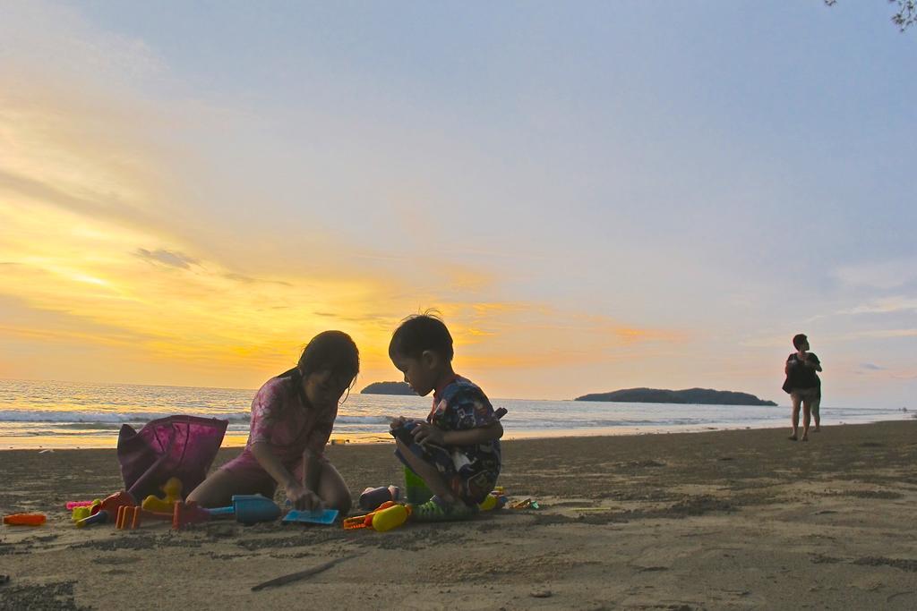 Akinabalu Youth Hostel Kota Kinabalu Eksteriør billede